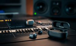 Featured image of post 운동용 무선 이어폰 추천: 땀과 격렬한 움직임에도 안전한 베스트 5 구매 꿀팁